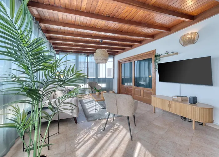 Apartment Casa Bonica - Ocean Views - 2 Min By Lanzarote Playa Blanca (Lanzarote)