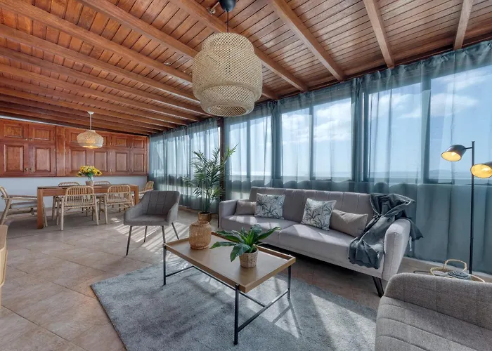 Casa Bonica - Ocean Views - 2 Min By Lanzarote *